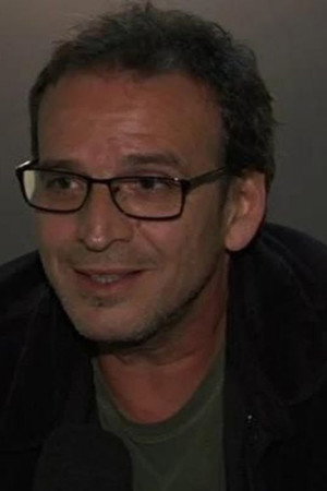 Cover image for César Rodrigues