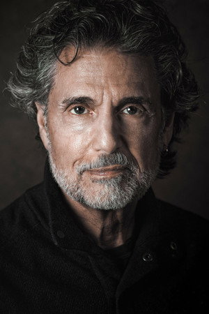 Cover image for Chris Sarandon