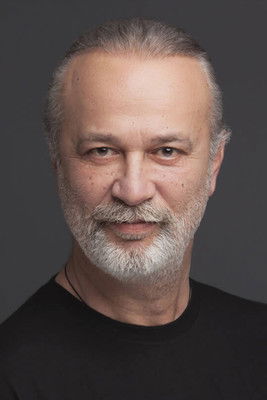 Cover image for Levent Özdilek