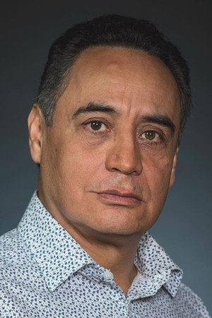 Cover image for David Villalpando