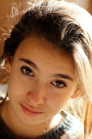 Cover image for Thaïs Alessandrin