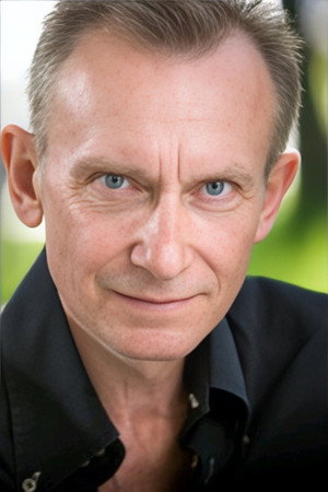 Cover image for Валерий Ненашев