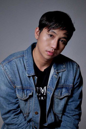 Cover image for VJ Mendoza