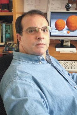 Cover image for Álvaro Ramos