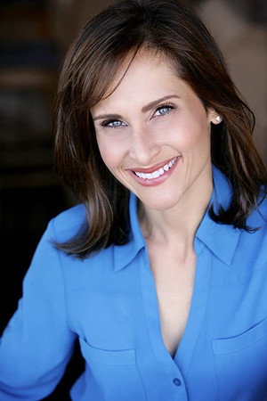 Cover image for Cara Alvey