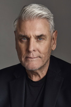 Cover image for Mitchell Mullen