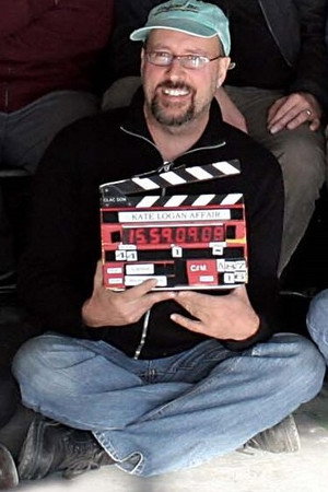 Cover image for Dominique Chartrand