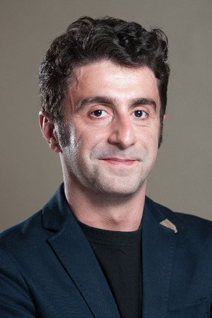 Cover image for Özer Arslan