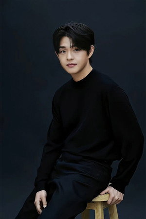 Cover image for Kim Song