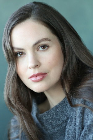 Cover image for Chelsea Leigh Macleod
