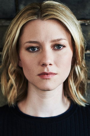 Cover image for Valorie Curry
