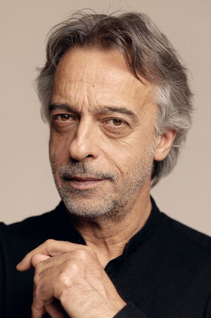 Cover image for Agustín Ustárroz