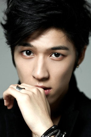 Cover image for Baek Seung-Heon