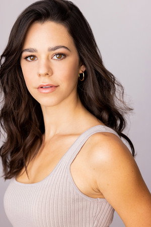 Cover image for Chloe Gonzalez