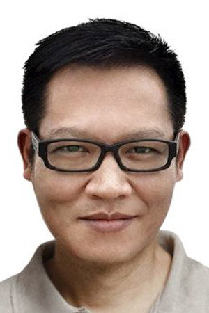 Cover image for สุเมธ องอาจ