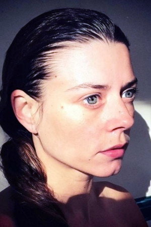 Cover image for Julia Lemaire