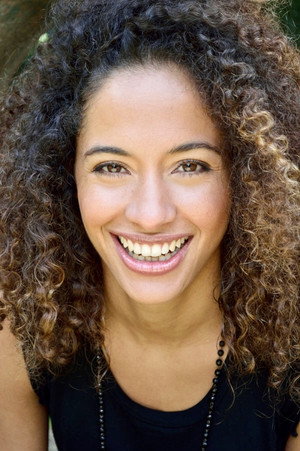Cover image for Genevieve Capovilla