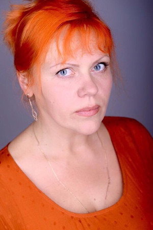 Cover image for Наталья Савинова