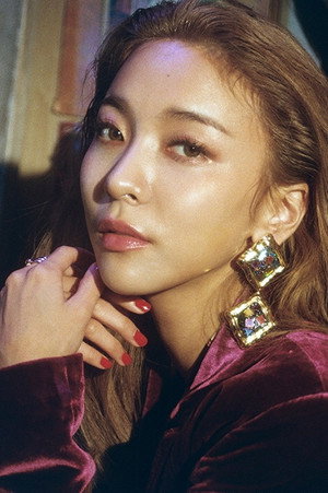 Cover image for 루나