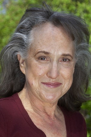 Cover image for Elizabeth Harnett