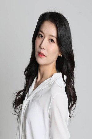 Cover image for Jeong Yoon-hee