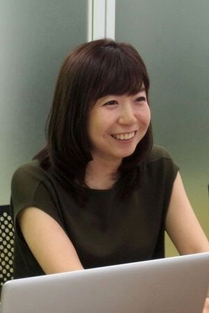 Cover image for 椛嶋麻菜美