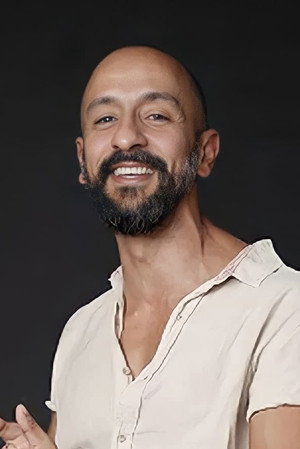 Cover image for Irandhir Santos
