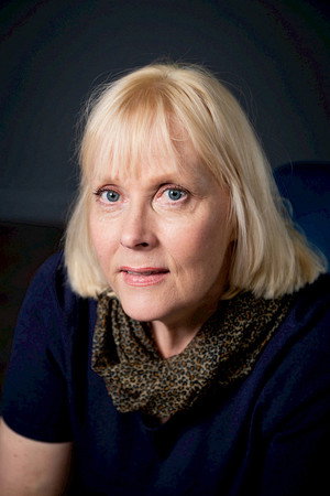 Cover image for Annu Valonen