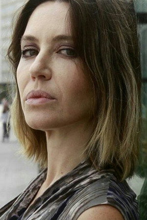 Cover image for Eva Fernández