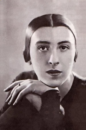 Cover image for Yelena Ilyushchenko