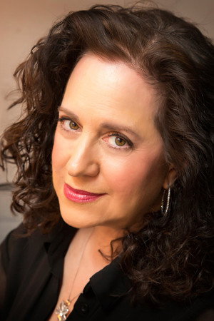 Cover image for Ellen David