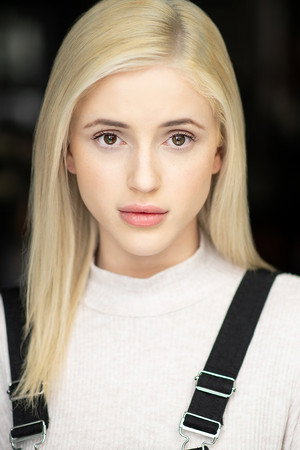 Cover image for Skylar Radzion