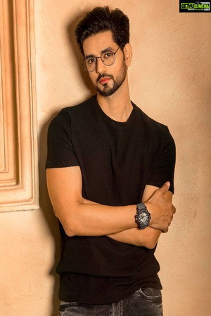 Cover image for Shakti Arora
