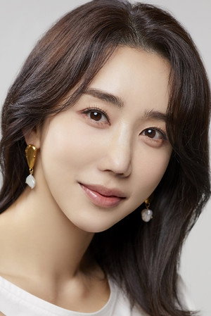 Cover image for Shin Soo-jung