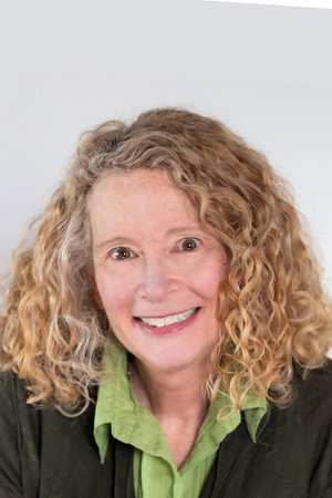 Cover image for Carrie Hunter