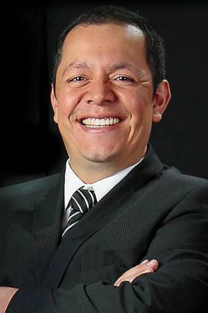 Cover image for Mauricio Pérez