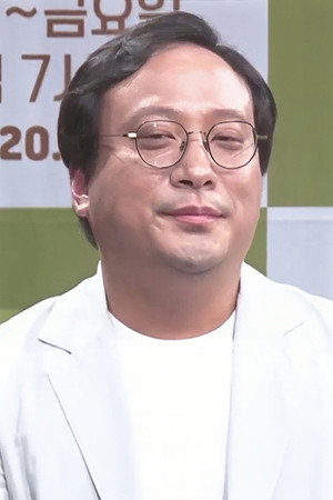 Cover image for Kim Yong-min