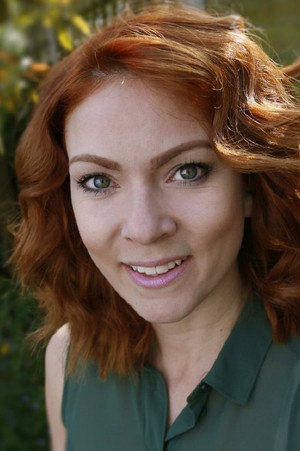 Cover image for Анджела Холмс