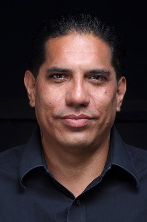 Cover image for Richard Esteras