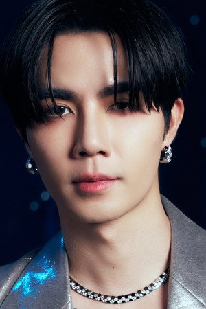 Cover image for พฤกษ์ พานิช