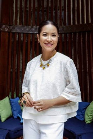 Cover image for Sari Nila