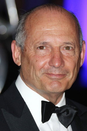 Cover image for Ron Dennis