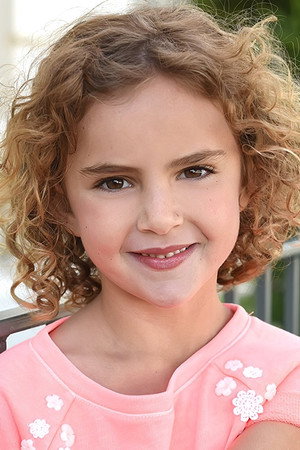 Cover image for Lexy Kolker