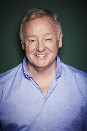 Cover image for Les Dennis