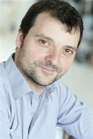 Cover image for Eric Mariotto