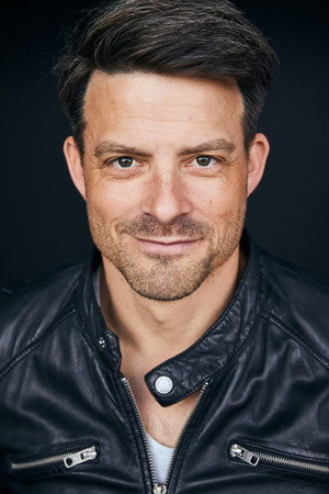 Cover image for Daniel Buder