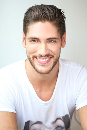 Cover image for Ângelo Rodrigues