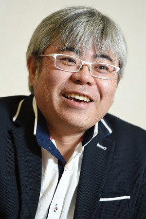 Cover image for 八津弘幸