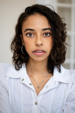 Cover image for Arielle Mailloux
