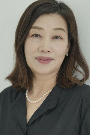 Cover image for 김자영